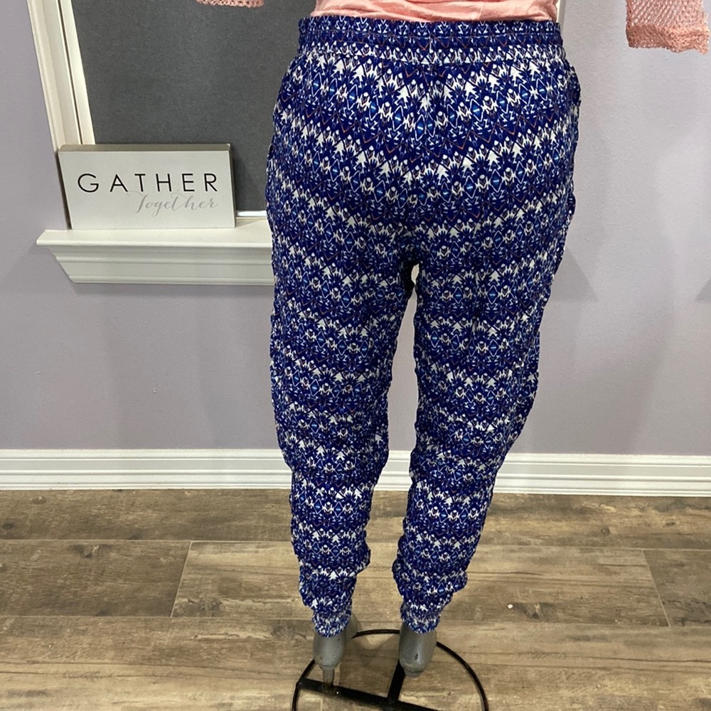 Pants - Picture 2 of 4